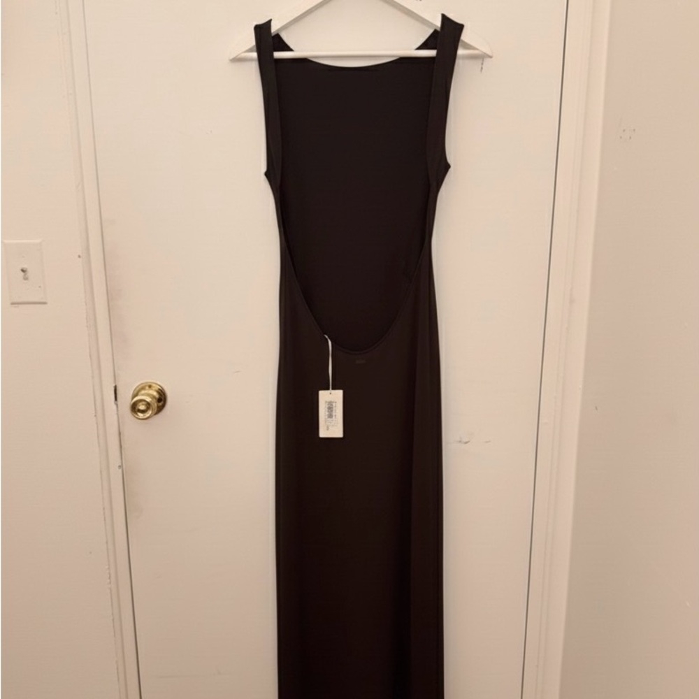 Brand new elegant brown backless dress from Kith - Picture 4 of 6